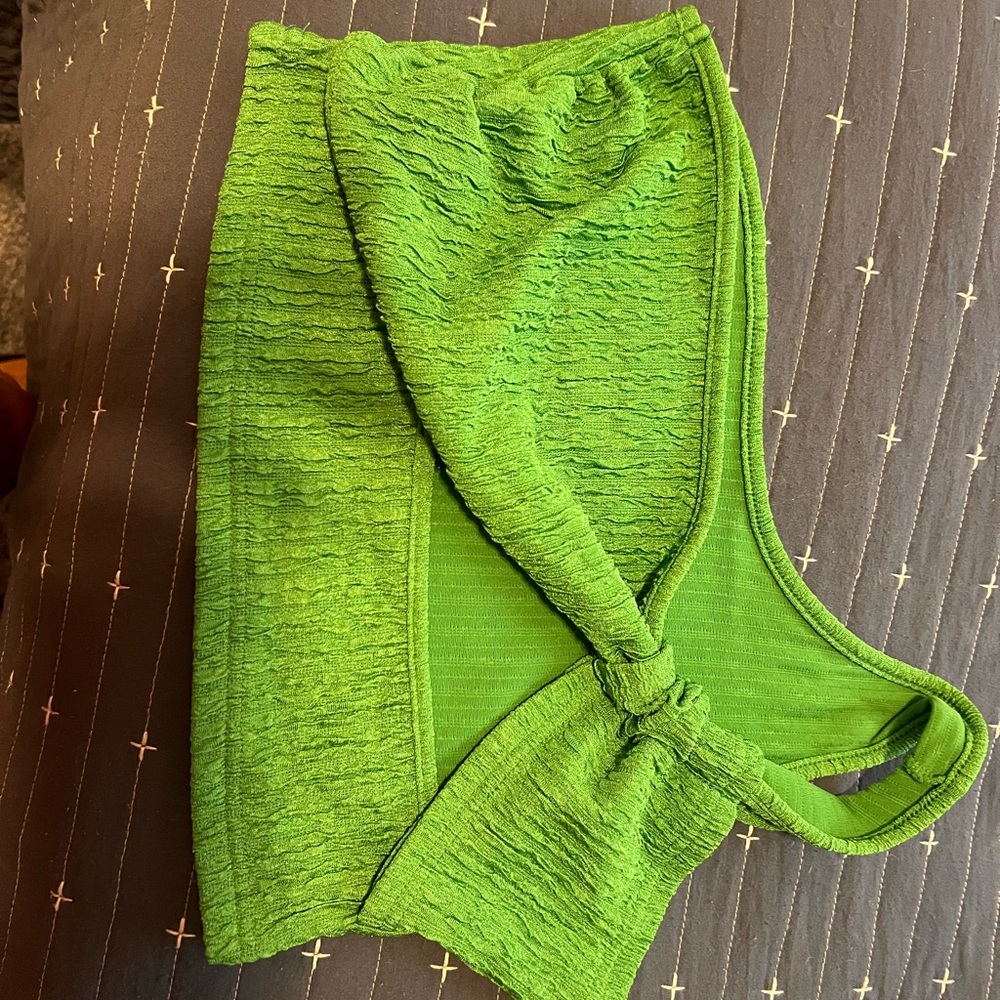 Beautiful clothes - Picture 4 of 5